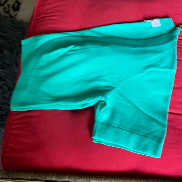 R&K sweater - Picture 4 of 6